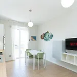 Bright Apartment In Front Of Navigli With Ac Wifi