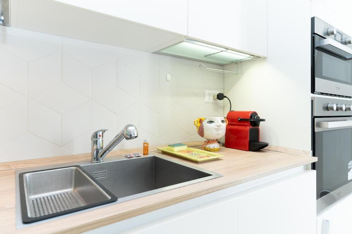 Bright In Front Of Navigli With Ac Wifi Apartment Milan