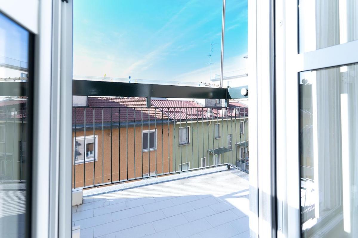 Appartement Bright In Front Of Navigli With Ac Wifi *